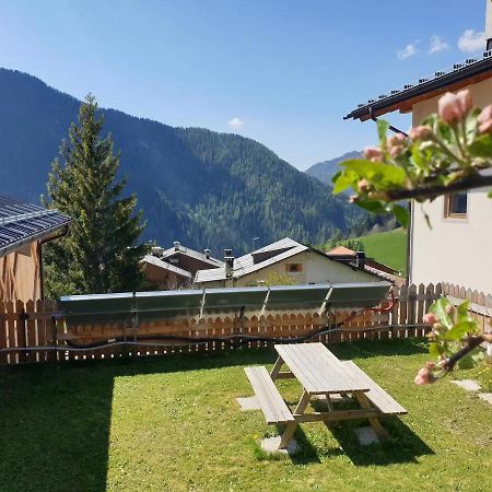 App Col Di Lana - Agriturismo La Majon Da Col كوليه سانتا لوسيا المظهر الخارجي الصورة
